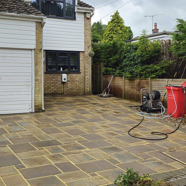 Driveway Cleaning in Hertfordshire - Pressure Washing Driveway